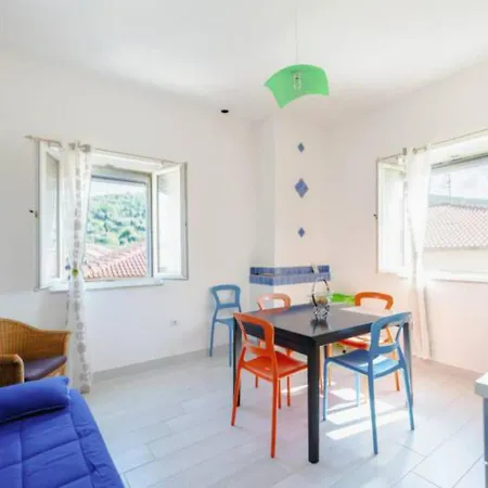 Casa Vacanze Nonna Rosaria Al Centro Di Ascea Marina Buitenkant foto